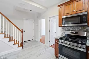 234 Lt Glenn Zamorski Dr, Elizabeth, NJ 07206 - Photo 16