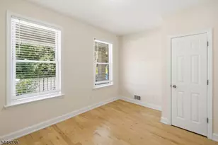 234 Lt Glenn Zamorski Dr, Elizabeth, NJ 07206 - Photo 10