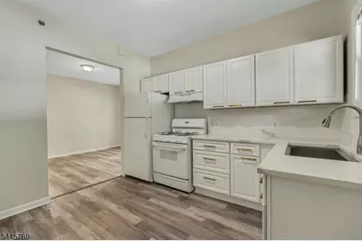 612 Bound Brook Road #4, Dunellen, NJ 08812 - Photo 6