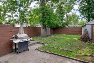 135 Sanford St, East Orange, NJ 07018 - Photo 42