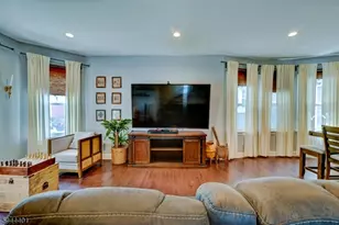 135 Sanford St, East Orange, NJ 07018 - Photo 10