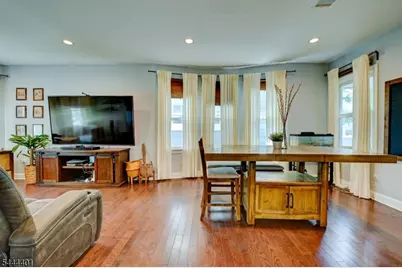 135 Sanford St, East Orange, NJ 07018 - Photo 18
