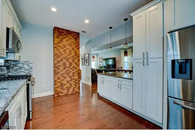 135 Sanford St, East Orange, NJ 07018 - Photo 24