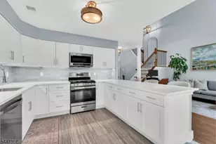 804 Well Sweep Rd, Readington, NJ 08889 - Photo 4