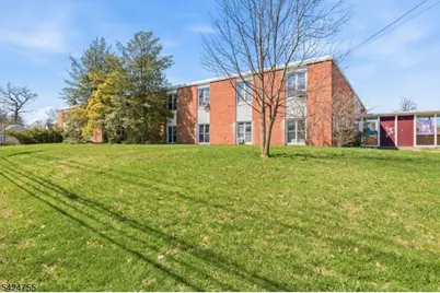 201 Lincoln Ave, Cranford Township, NJ 07016 - Photo 8