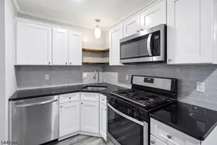 28 Edgewood Terrace, South Bound Brook Boro, NJ 08880 - Photo 8