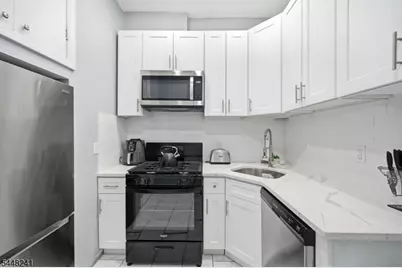 153 Danforth Ave, Jersey City, NJ 07305 - Photo 2