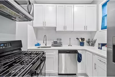 153 Danforth Ave, Jersey City, NJ 07305 - Photo 20