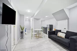 153 Danforth Ave, Jersey City, NJ 07305 - Photo 14