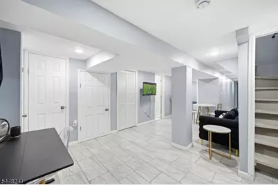 153 Danforth Ave, Jersey City, NJ 07305 - Photo 12