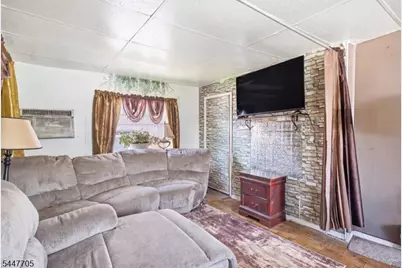 1410 Leslie St, Hillside, NJ 07205 - Photo 6