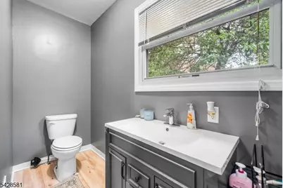 637 Union St, Orange, NJ 07050 - Photo 10