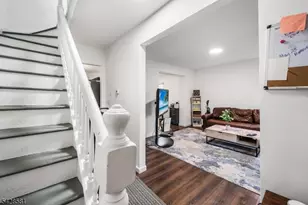 637 Union St, Orange, NJ 07050 - Photo 6