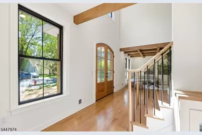 61 Hickory St, Metuchen, NJ 08840 - Photo 2