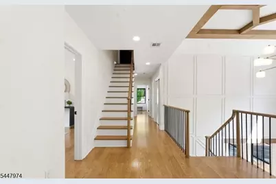 61 Hickory St, Metuchen, NJ 08840 - Photo 20