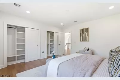 61 Hickory St, Metuchen, NJ 08840 - Photo 24