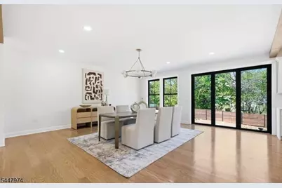 61 Hickory St, Metuchen, NJ 08840 - Photo 16