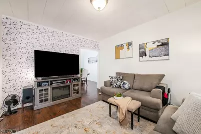 38 Salter Pl, Belleville, NJ 07109 - Photo 4
