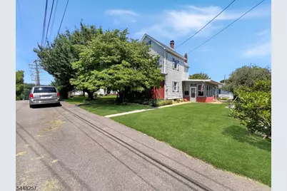 725 Sayre Ave, Phillipsburg, NJ 08865 - Photo 2