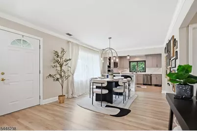 14 Big Piece Rd, Fairfield, NJ 07004 - Photo 4