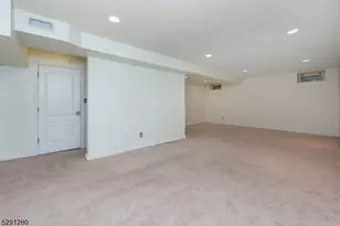 8708 Brittany Dr, Wayne, NJ 07470 - Photo 28