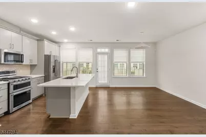 31 S Davenport St, Somerville, NJ 08876 - Photo 6