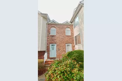 402 Holly Dr #402, Perth Amboy, NJ 08861 - Photo 1