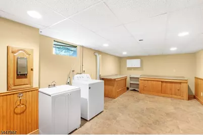54 Canterbury Dr, Clark Township, NJ 07066 - Photo 24