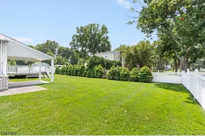 54 Canterbury Dr, Clark Township, NJ 07066 - Photo 28