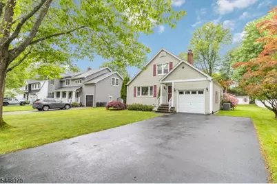 7 Evelyn Road, Roseland, NJ 07068 - Photo 4