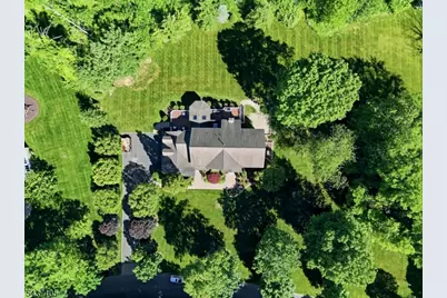 13 Hunters Trl, Chester, NJ 07930 - Photo 6