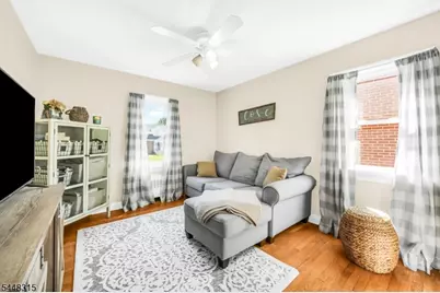 366 Minute Arms Rd, Union Township, NJ 07083 - Photo 14