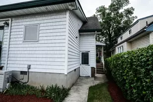 220 Clinton Ave, Clifton, NJ 07011 - Photo 6