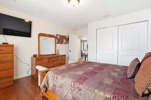 911 Worth Ave, Linden, NJ 07036 - Photo 30