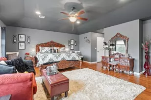 911 Worth Ave, Linden, NJ 07036 - Photo 6