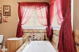 911 Worth Ave, Linden, NJ 07036 - Photo 26