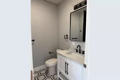 512 S 15th St #3, Newark, NJ 07103 - Photo 8