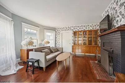 17 Oxford St #1, Montclair, NJ 07042 - Photo 4