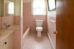 441 W 1st Ave, Roselle, NJ 07203 - Photo 10