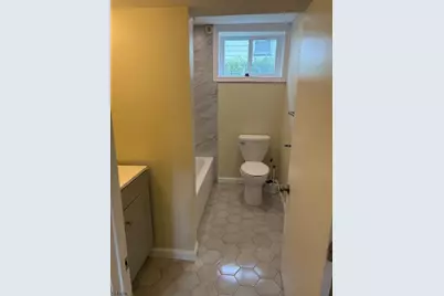 441 W 1st Ave, Roselle, NJ 07203 - Photo 14
