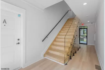 5 Milton Ave #A, Clifton, NJ 07013 - Photo 8