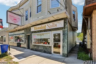 580 Lafayette Ave, Hawthorne, NJ 07506 - Photo 1