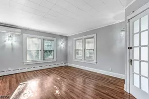 158 Stout Ave, Middlesex, NJ 08846 - Photo 2