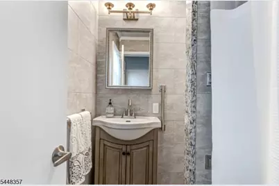 158 Stout Ave #1, Middlesex, NJ 08846 - Photo 10