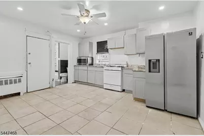 53 Jacob St, Newark, NJ 07103 - Photo 8