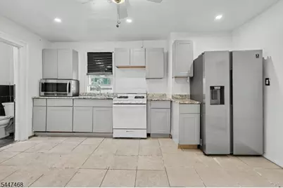 53 Jacob St, Newark, NJ 07103 - Photo 6