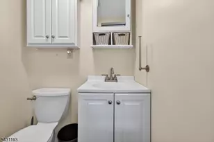 319 Center St, Phillipsburg, NJ 08865 - Photo 16