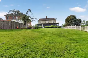 319 Center St, Phillipsburg, NJ 08865 - Photo 18