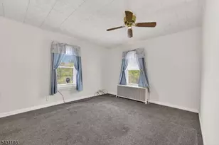 319 Center St, Phillipsburg, NJ 08865 - Photo 10