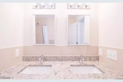 1664 Stuyvesant Ave #302, Union Township, NJ 07083 - Photo 18